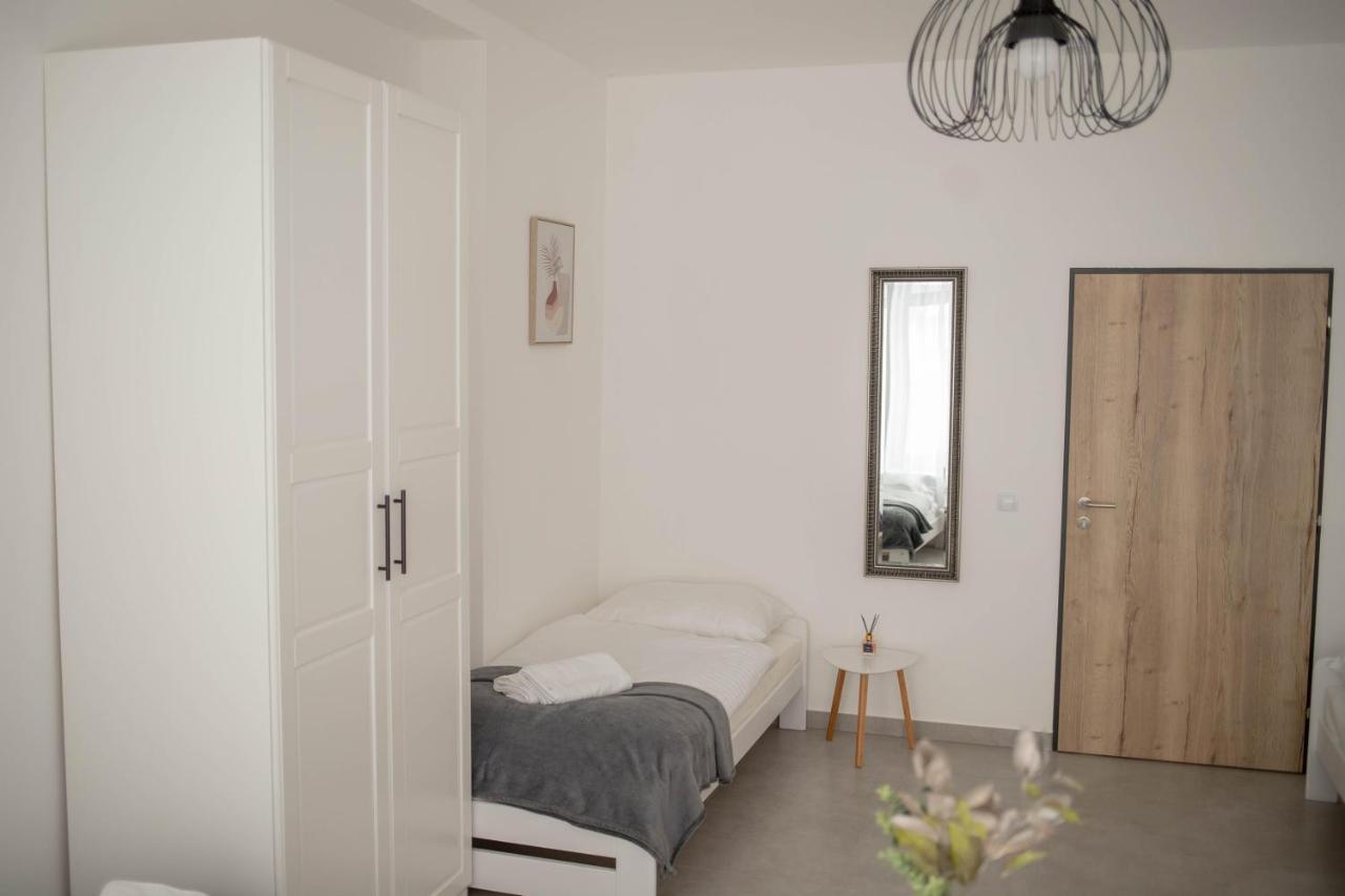 Rezidence Kbely - Free Parking Apartment ปราก ภายนอก รูปภาพ