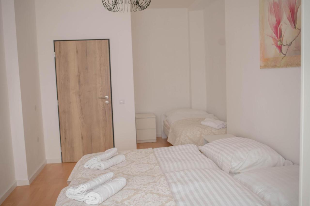 Rezidence Kbely - Free Parking Apartment ปราก ภายนอก รูปภาพ