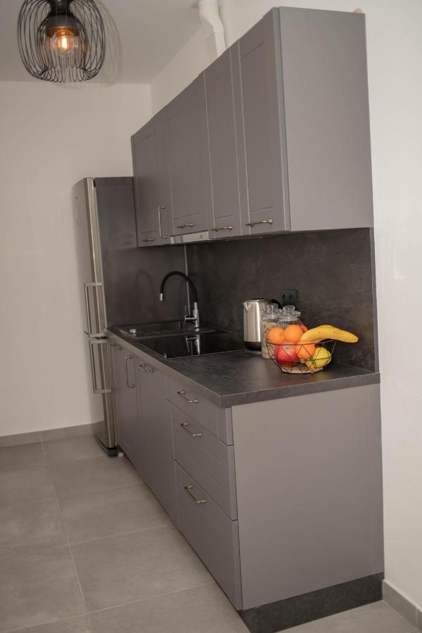Rezidence Kbely - Free Parking Apartment ปราก ภายนอก รูปภาพ