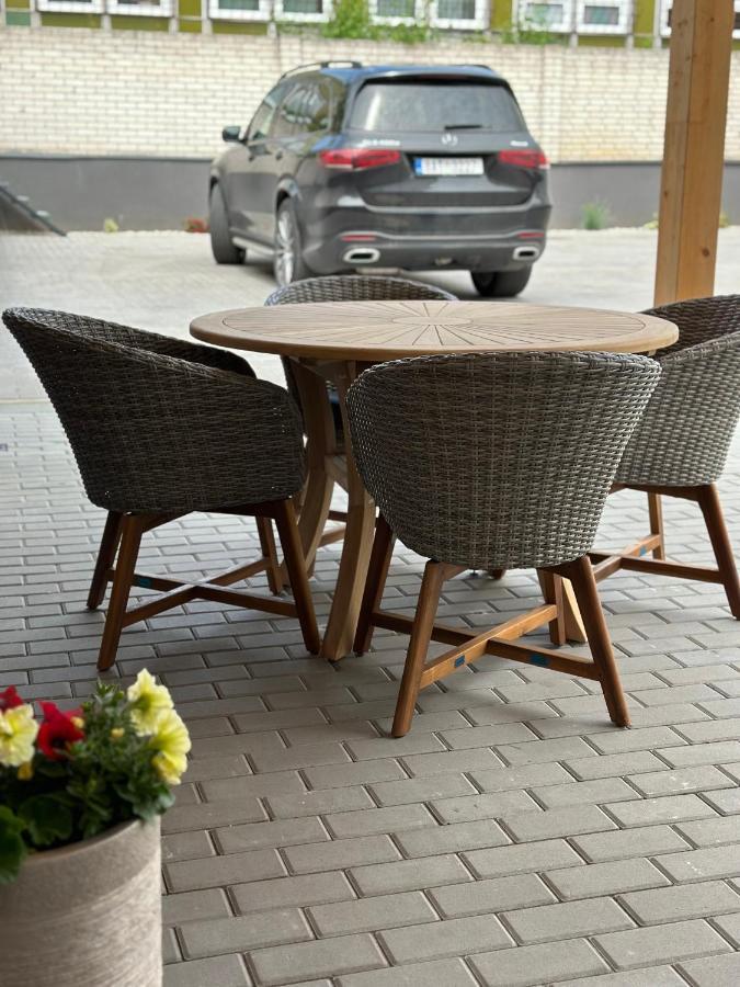 Rezidence Kbely - Free Parking Apartment ปราก ภายนอก รูปภาพ