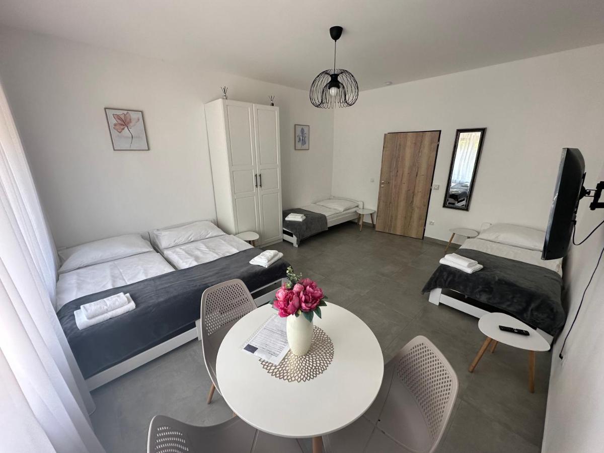 Rezidence Kbely - Free Parking Apartment ปราก ภายนอก รูปภาพ
