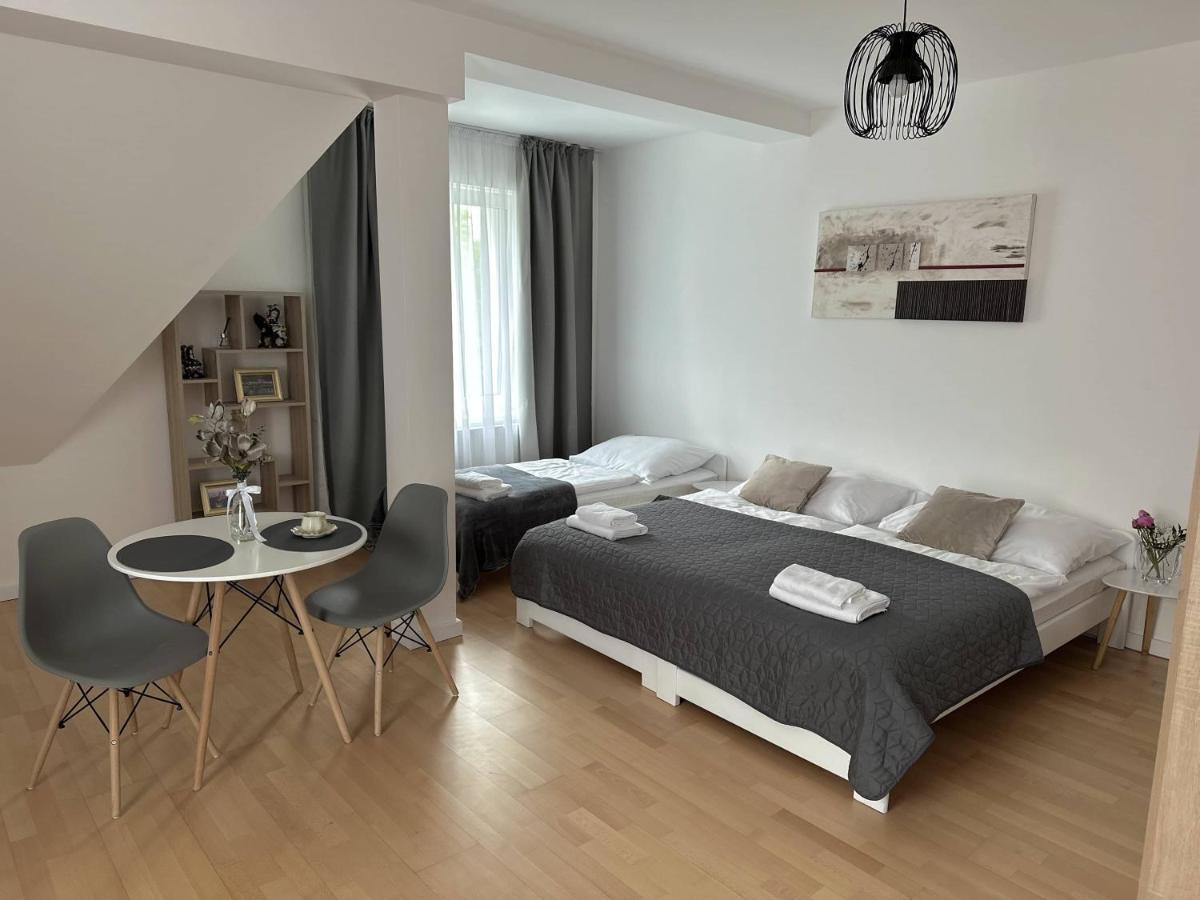 Rezidence Kbely - Free Parking Apartment ปราก ภายนอก รูปภาพ